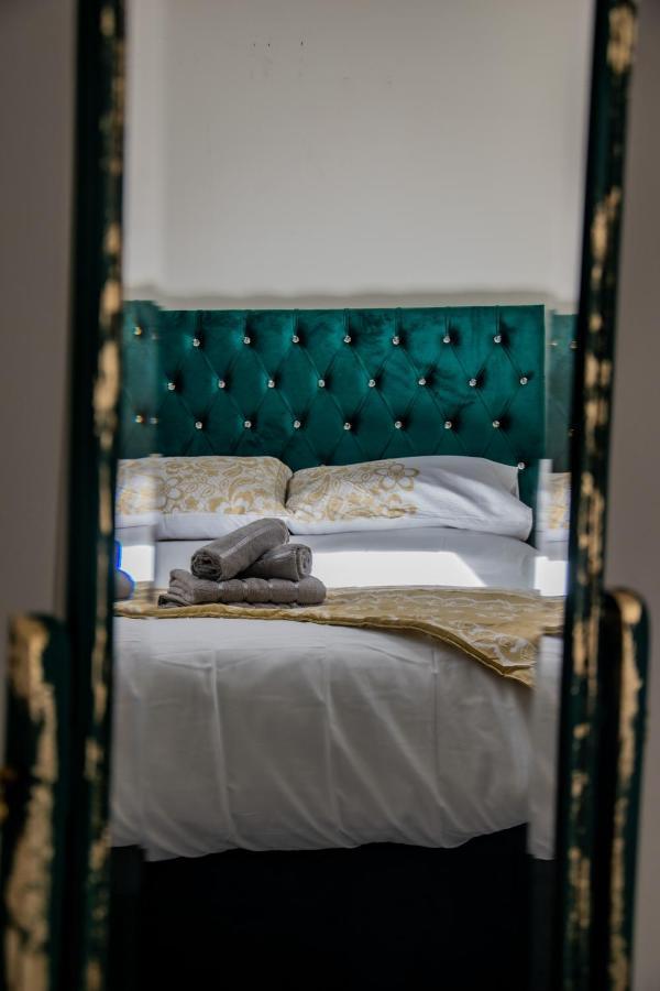 Bv Lush Apartment At Conditioning House Bradford Брадфорт Екстериор снимка