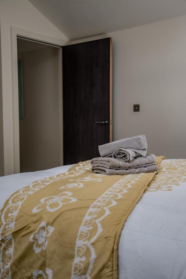 Bv Lush Apartment At Conditioning House Bradford Брадфорт Екстериор снимка
