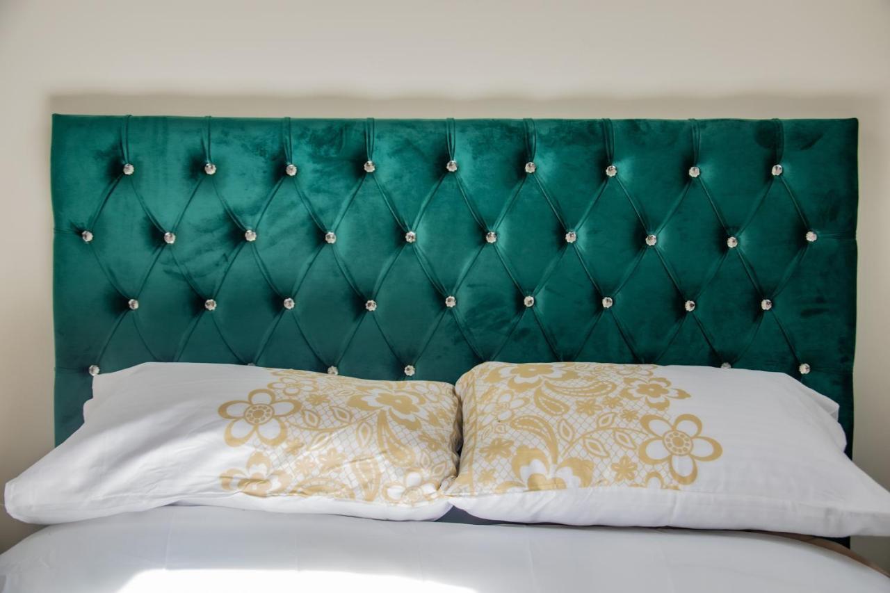Bv Lush Apartment At Conditioning House Bradford Брадфорт Екстериор снимка